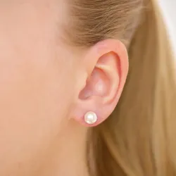 7 mm vandfaste hvid perle ørestikker i forgyldt stål - OCEANA