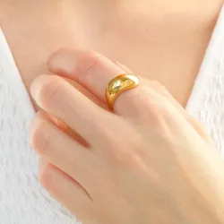 vandfast ring i forgyldt stål - OCEANA