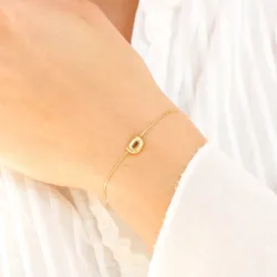 vandfast bogstav D armbånd i forgyldt stål - OCEANA