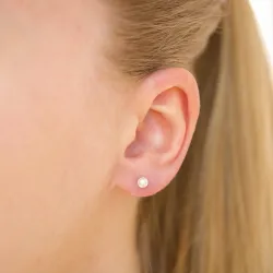 4 mm vandfaste hvid perle ørestikker i stål - OCEANA