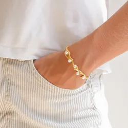 vandfast perle armring i forgyldt stål - OCEANA