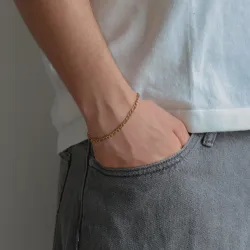 vandfast armbånd i forgyldt stål  x 4,0 mm 
