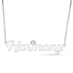 Navnehalskæde med vedhæng i sølv med 1 hvide krystaller