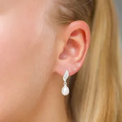 perle øreringe i sølv