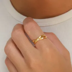zirkon ring i forgyldt sølv - Lumé Etched