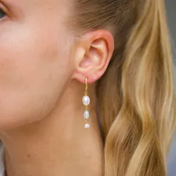 lange perle halvcreoler i forgyldt sølv - Lumé Etched