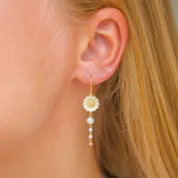 marguerit pink øreringe i forgyldt sølv