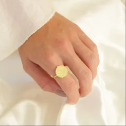 rund ring i forgyldt messing - Eliné