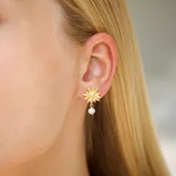 blomster perle øreringe i forgyldt messing - Eliné