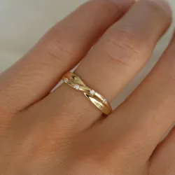 abstrakt diamant ring i 9 karat guld 0,03 ct