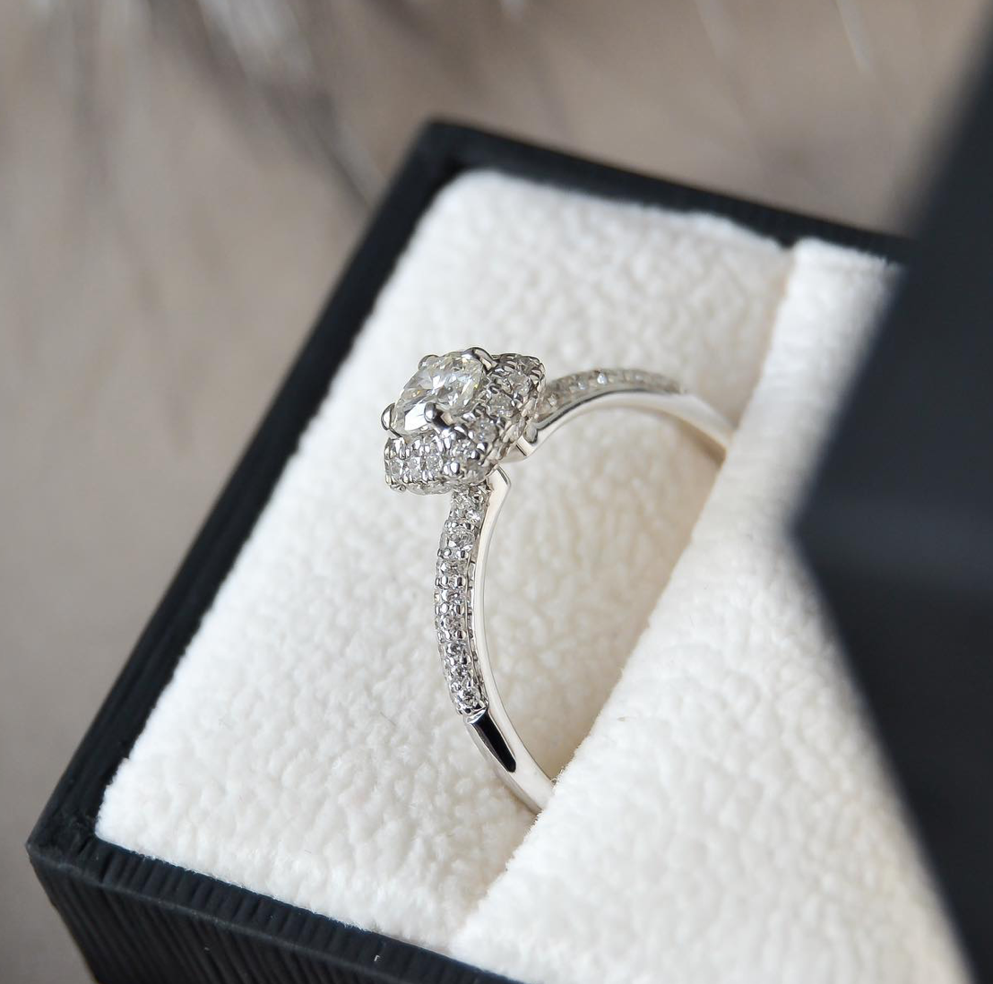 ring i æske